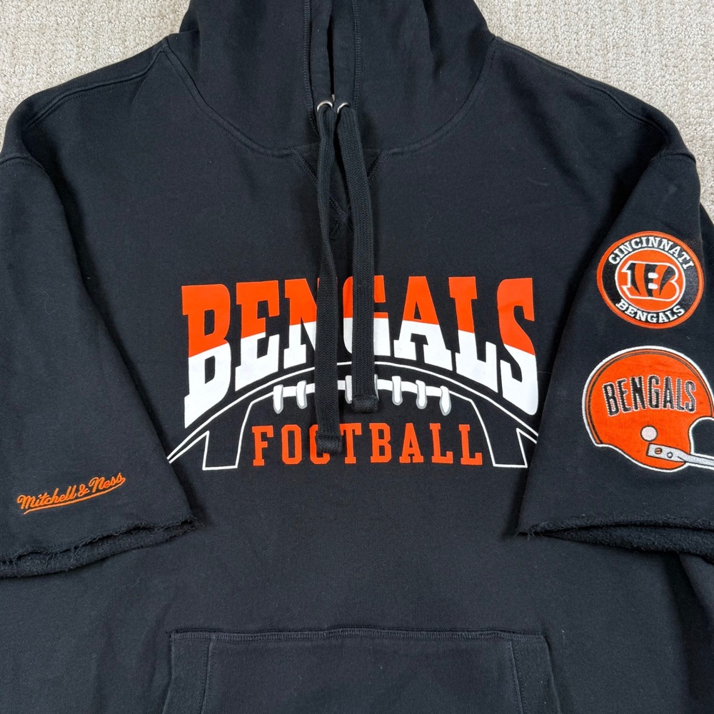Mitchell & Ness Mens Large Cincinnati Bengals Black Short Sleeve Fleece Hoodie